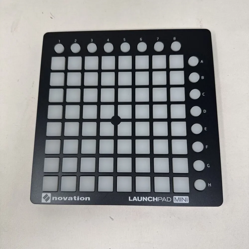 Novation Launchpad Mini Mini Grid Controller - Picture 1 of 7